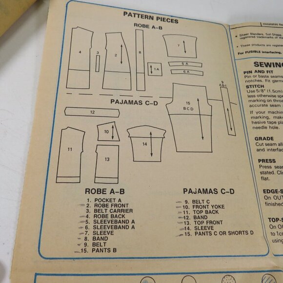 McCalls 3433 Clothing Pattern EASY kids Robe, Pants, Top; PJs, Marshal Arts - Picture 6 of 11